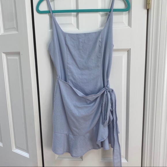 White Fox Boutique Dress - Picture 4 of 5